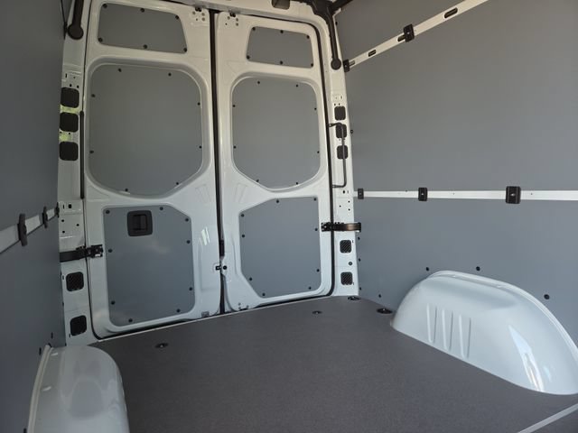 New 2026 Mercedes-Benz Sprinter 2500 image 28