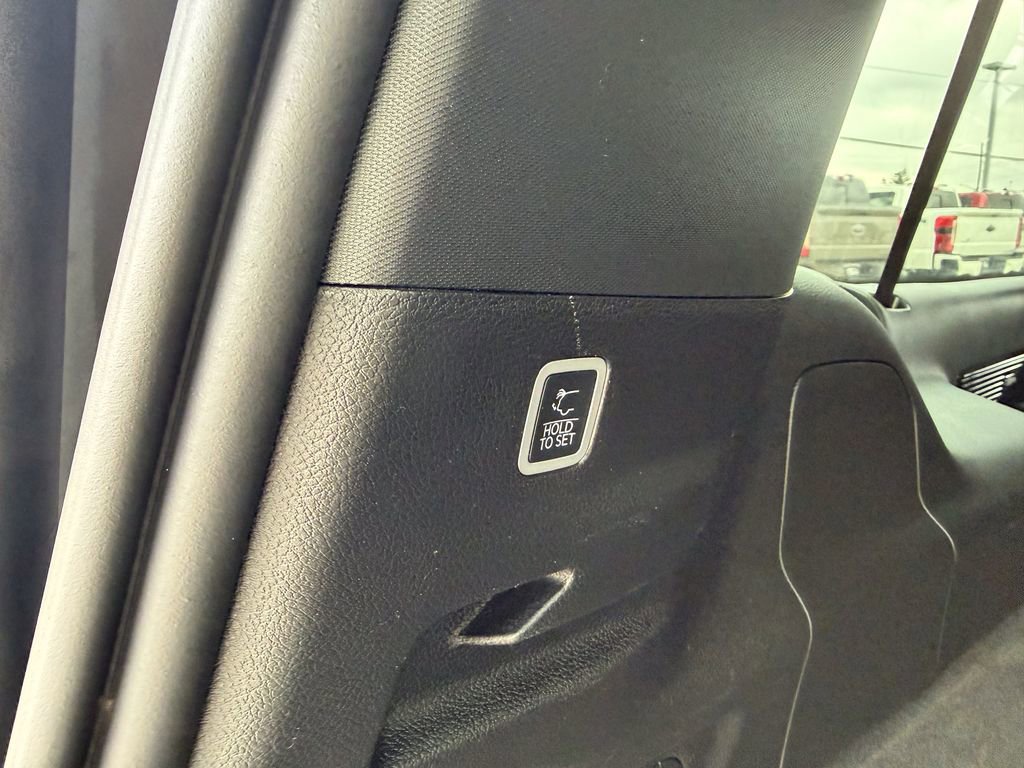 Used 2025 Jeep Grand Wagoneer L Series II Obsidian w/ Quick Order Packagew 28T image 21