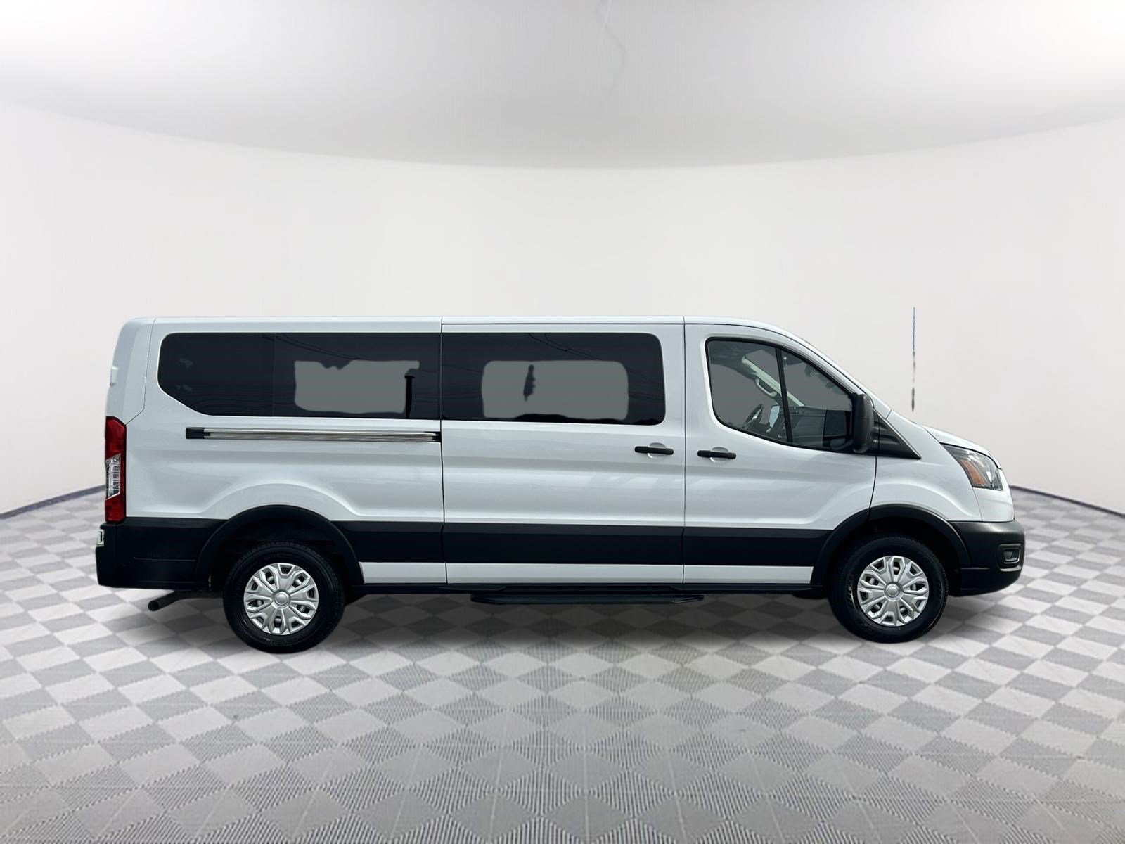 Used 2023 Ford Transit 350 XL RWD image 4