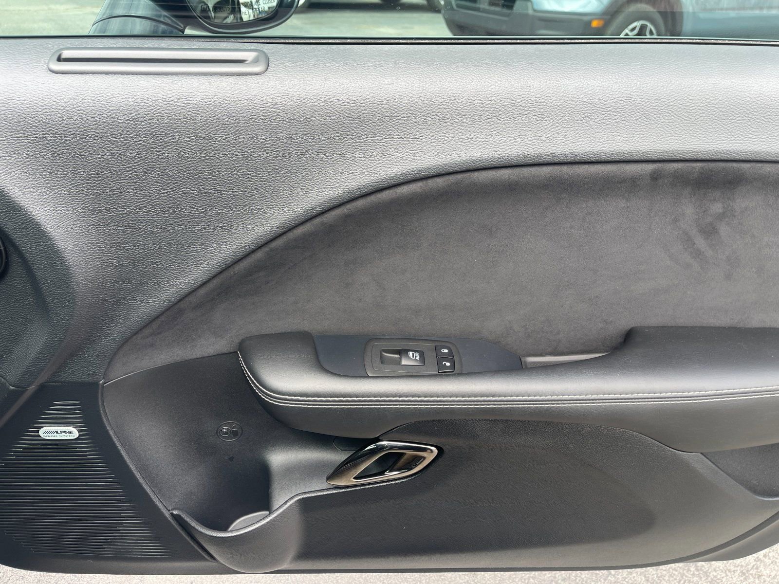 Used 2019 Dodge Challenger SRT Hellcat image 18