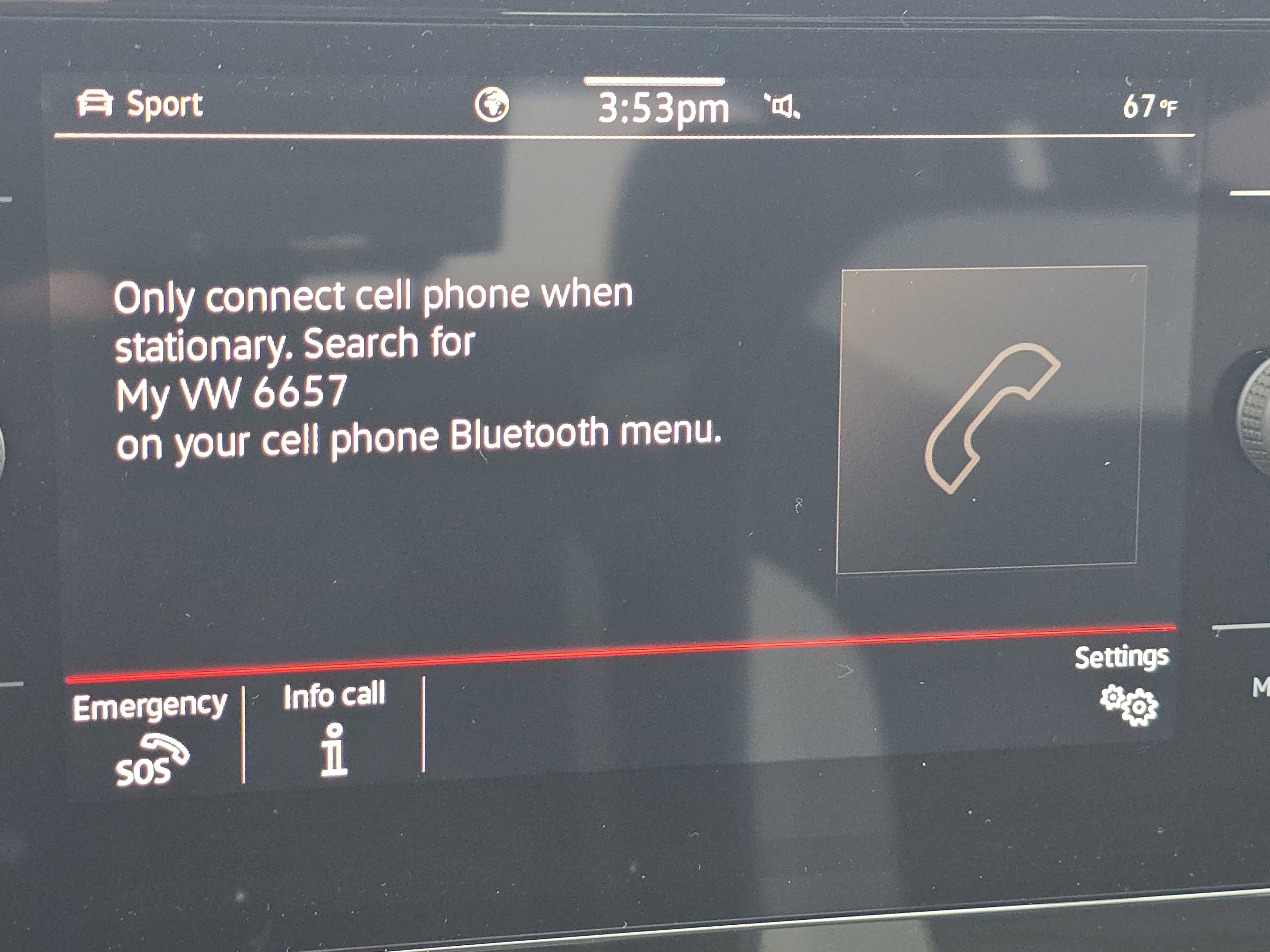 New 2025 Volkswagen Taos SEL image 9