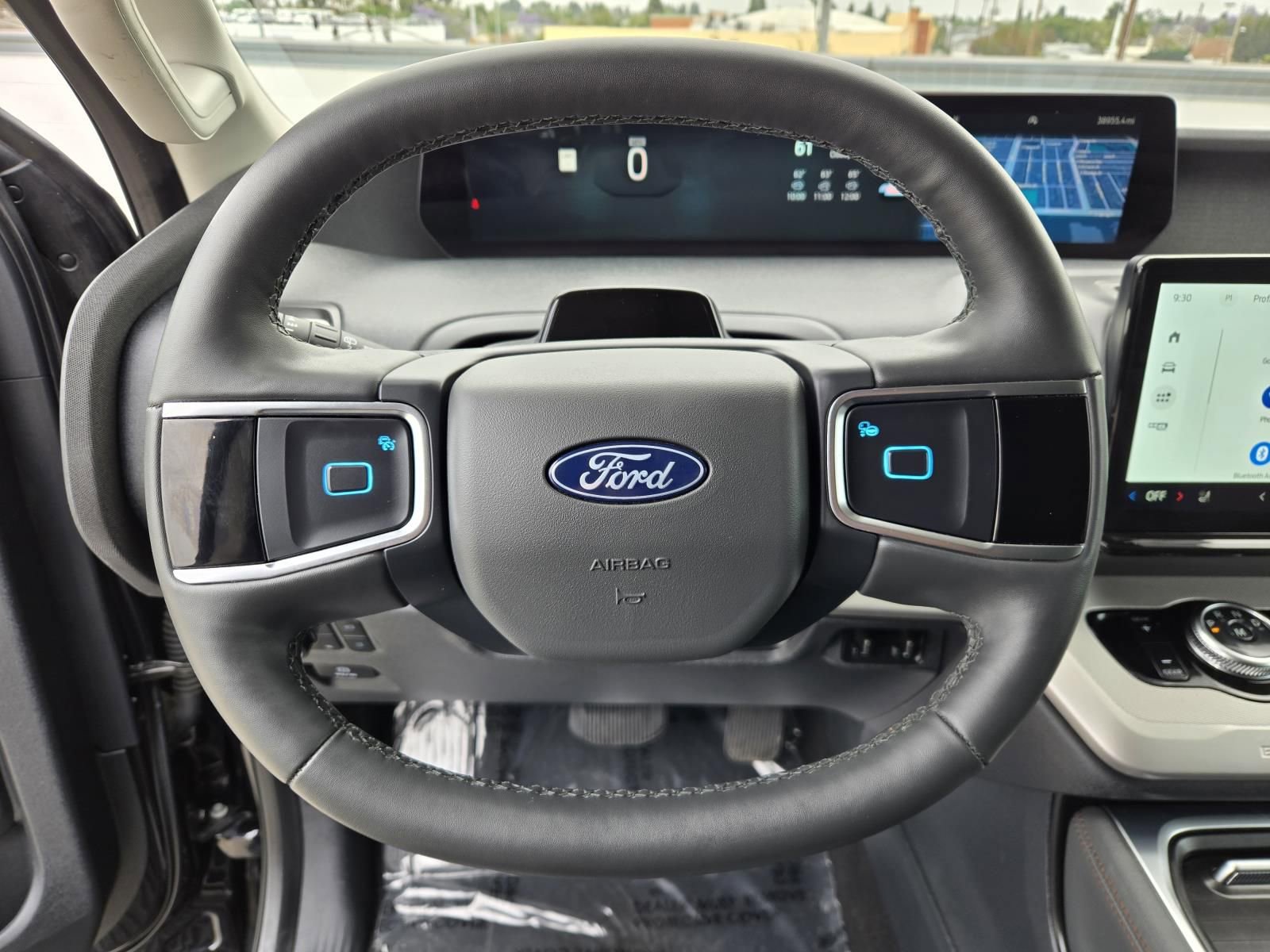 Used 2025 Ford Expedition Max Active AWD/4WD image 16