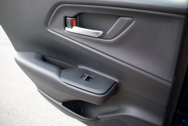 Used 2026 Toyota Prius Plug-In Hybrid FWD image 19