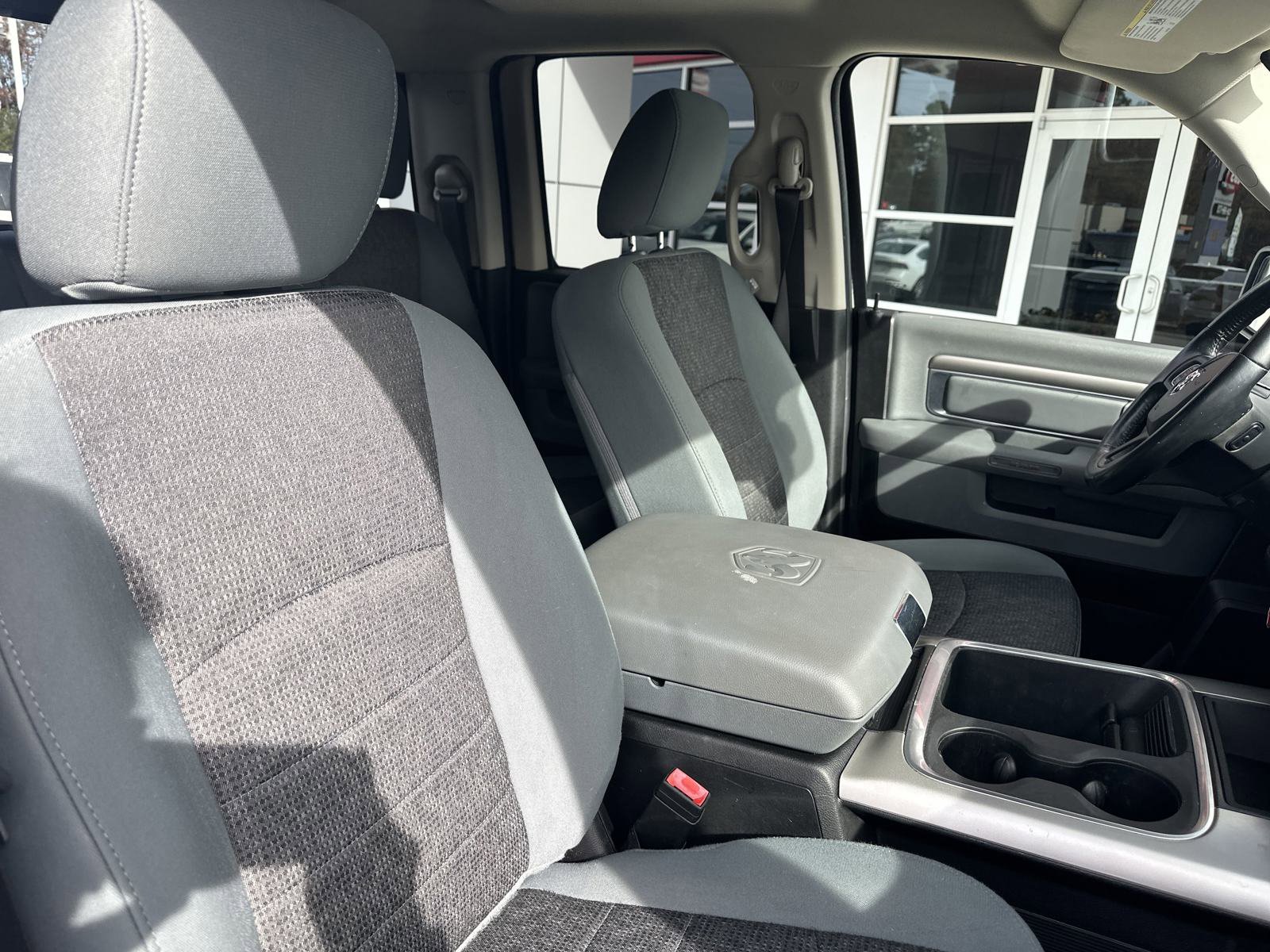 Used 2020 RAM 1500 Classic Warlock w/ Luxury Group image 30