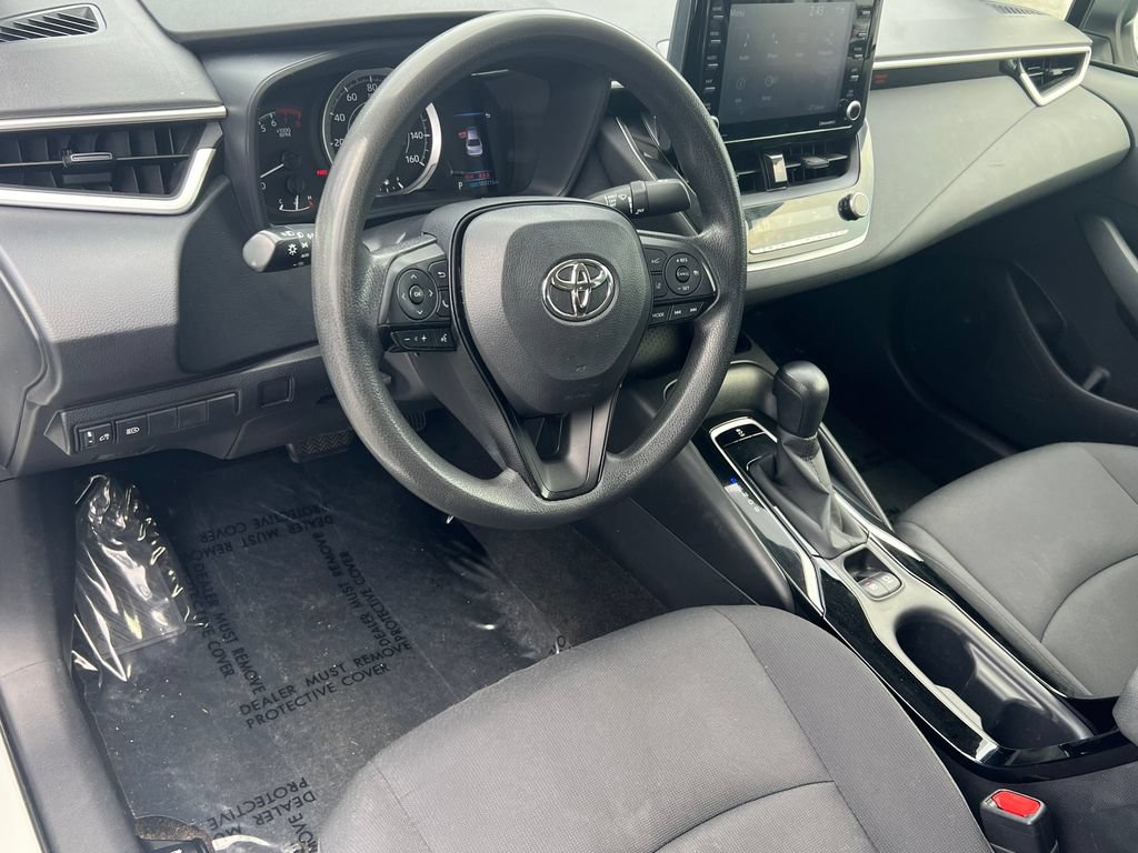 Used 2022 Toyota Corolla LE FWD image 18
