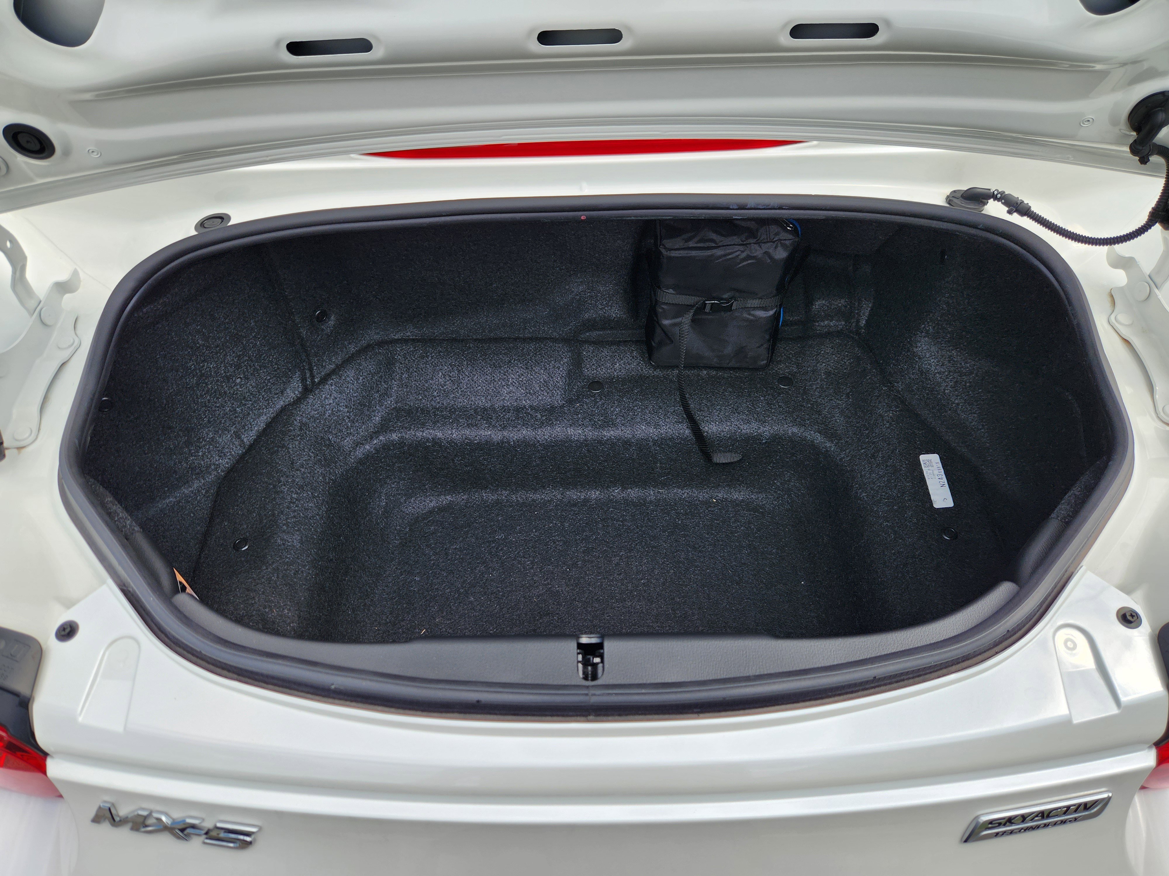 Used 2019 MAZDA MX-5 Miata Grand Touring RWD image 21