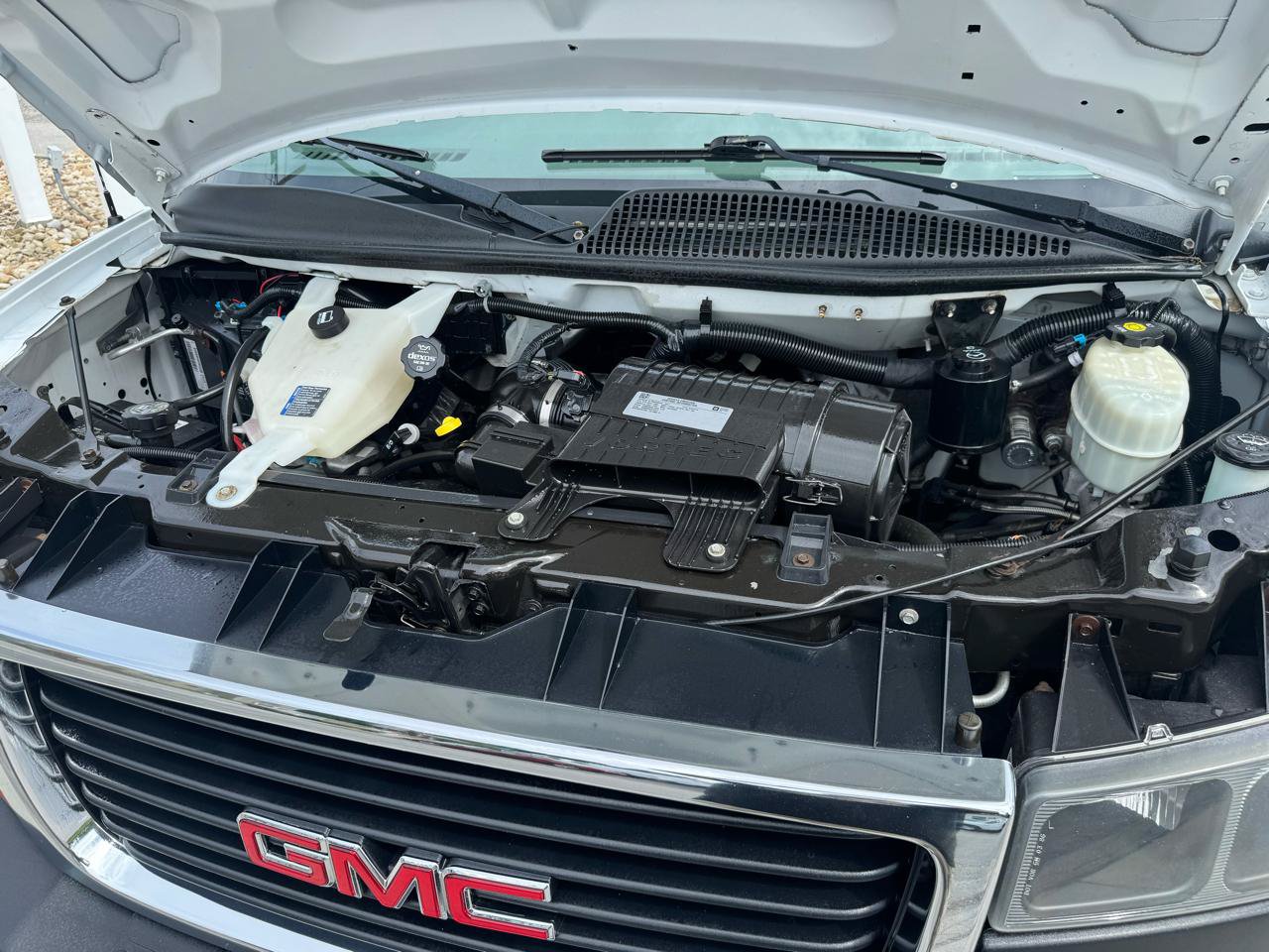 Used 2017 GMC Savana 2500 RWD image 21