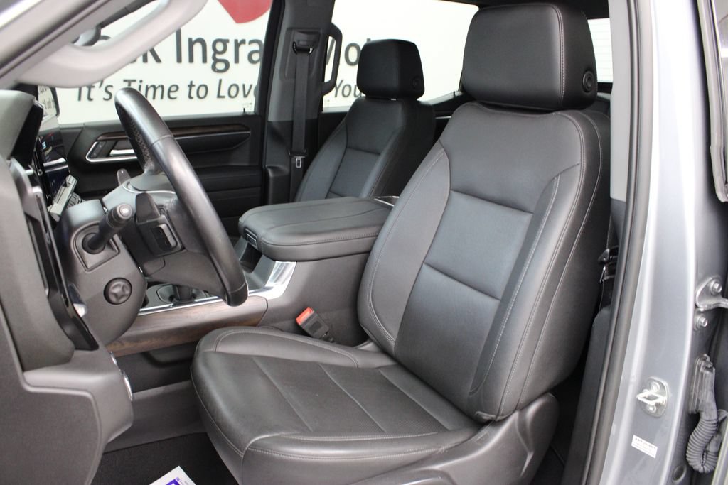 Used 2023 GMC Sierra 1500 SLT w/ SLT Premium Plus Package AWD/4WD image 14