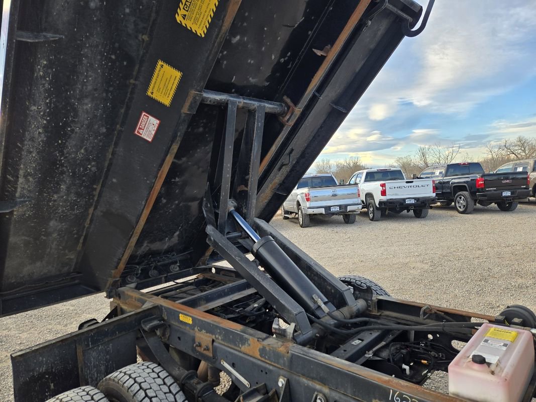 Used 2018 Ford F550 2WD Crew Cab Super Duty w/ Power Equipment Group image 23