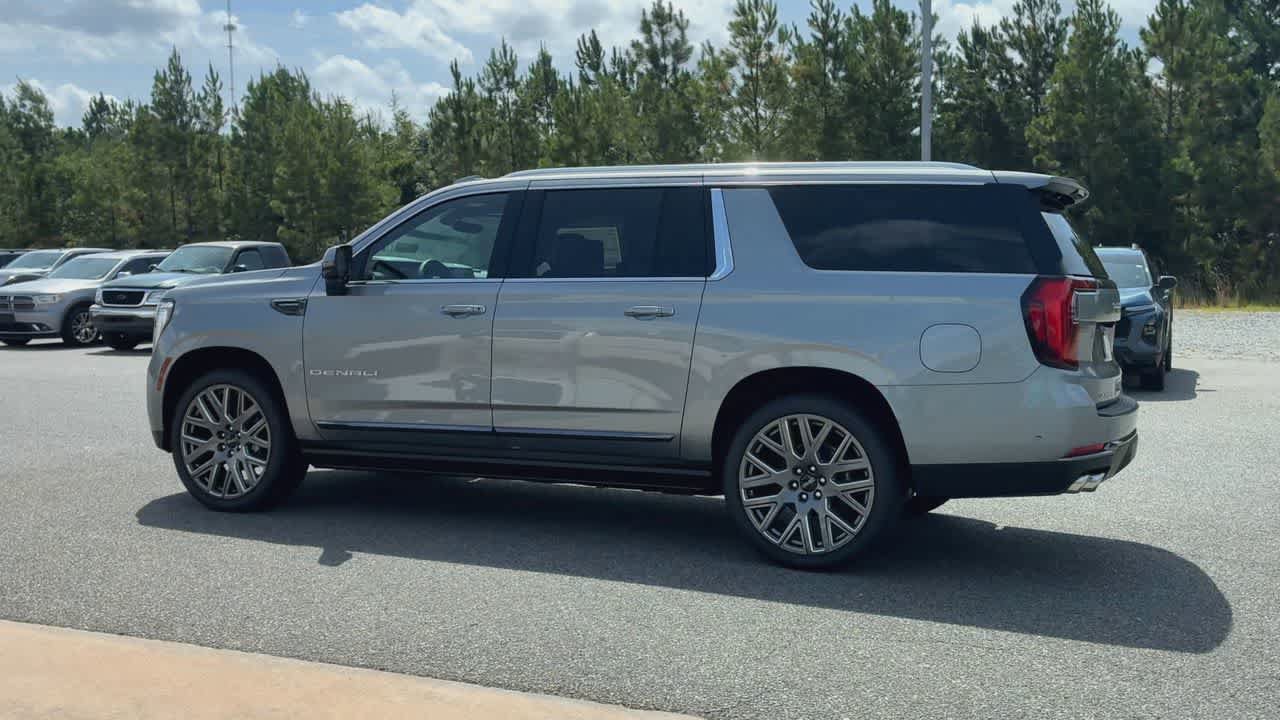 New 2026 GMC Yukon XL Denali Ultimate w/ LPO, Floor Liner Package AWD/4WD image 6