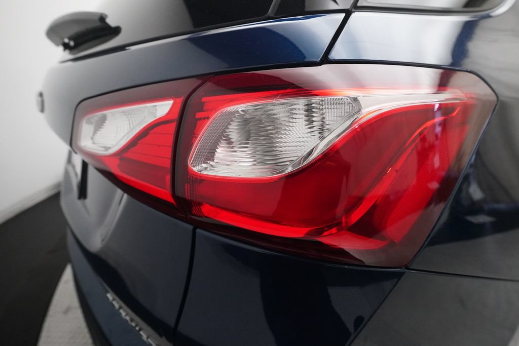 Used 2020 Chevrolet Equinox Premier w/ LPO, Floor Liner Package FWD image 31