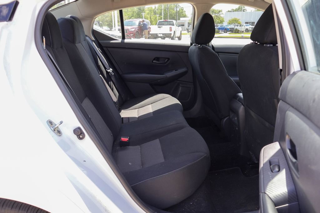 Certified 2025 Nissan Sentra SV image 10