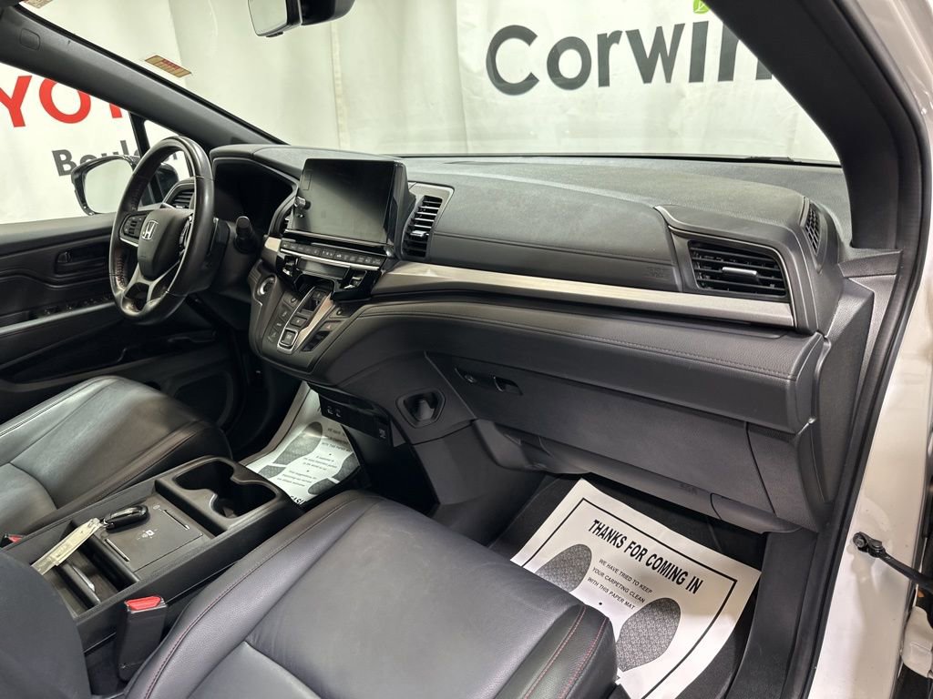 Used 2025 Honda Odyssey Sport-L image 13
