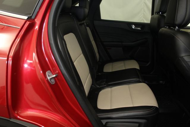 Used 2021 Ford Escape Titanium w/ Titanium Elite Package image 24