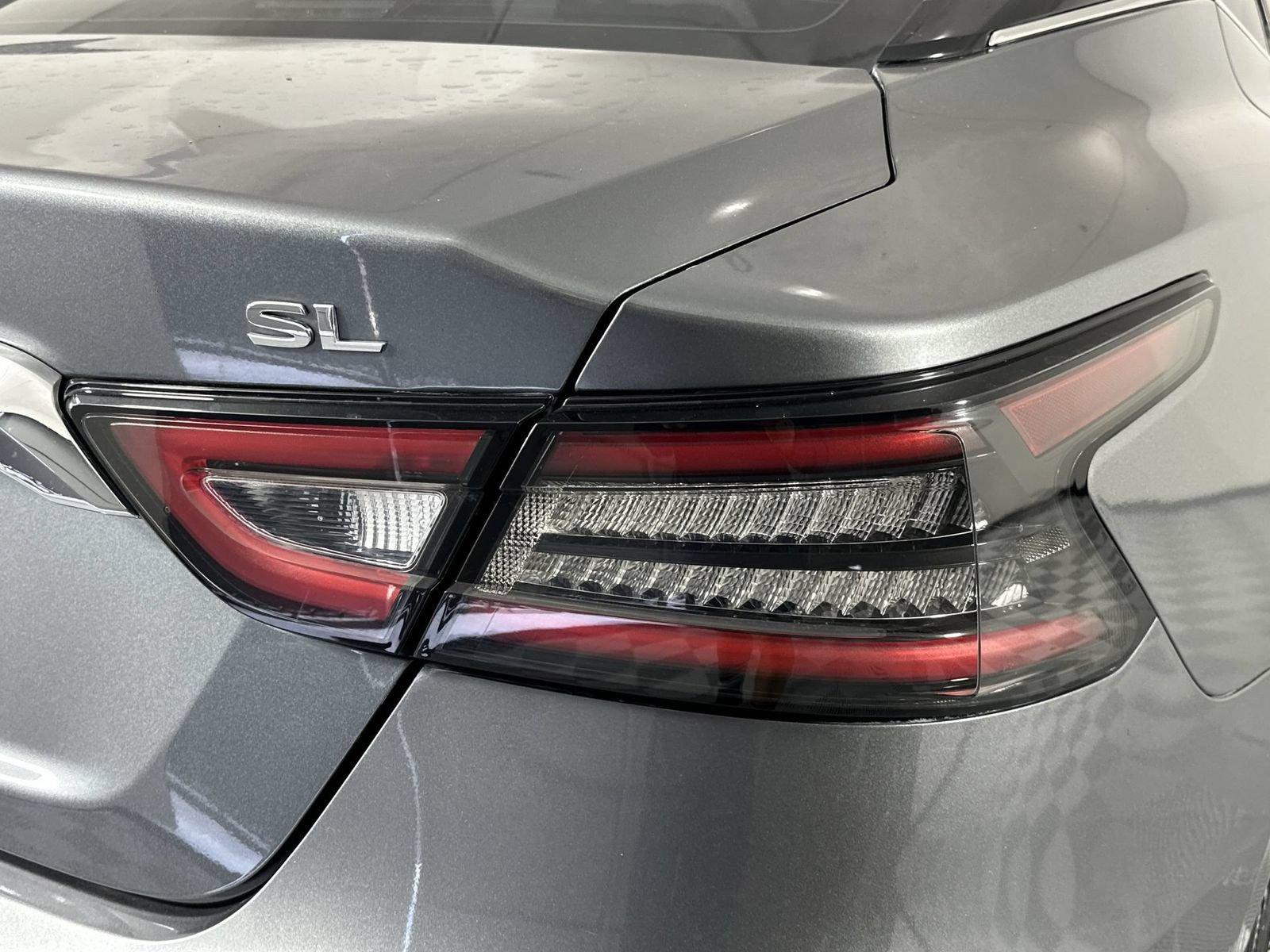Used 2020 Nissan Maxima 3.5 SL w/ Floor Mat Group FWD image 26