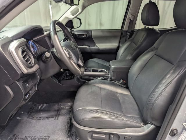 Used 2020 Toyota Tacoma SR5 RWD image 10