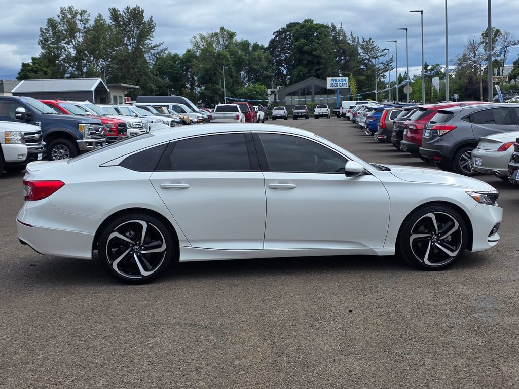 Used 2018 Honda Accord Sport image 9