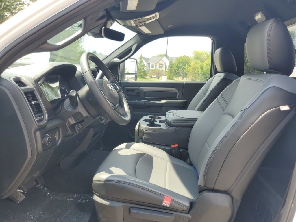 New 2026 RAM 3500 Tradesman image 5