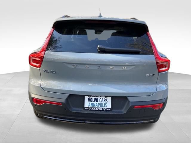 New 2026 Volvo XC40 B5 Ultra w/ Climate Package image 5