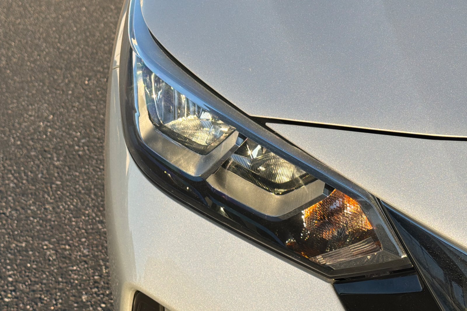 Used 2023 Nissan Sentra SV FWD image 37