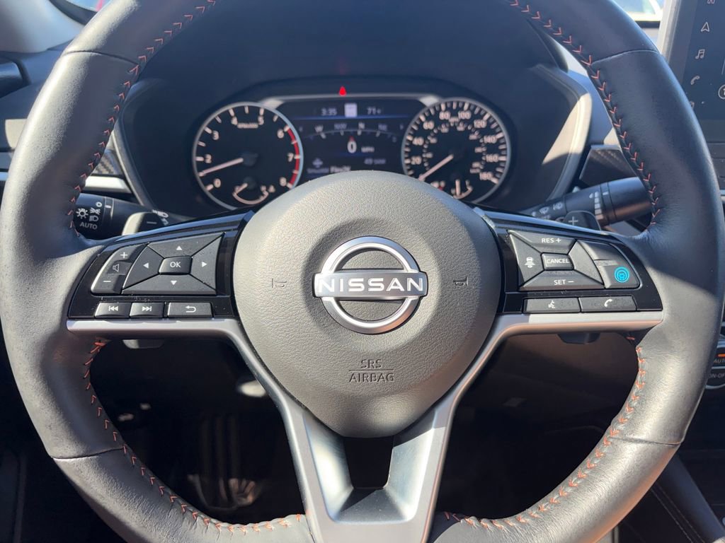 Used 2024 Nissan Altima 2.0 SR image 11