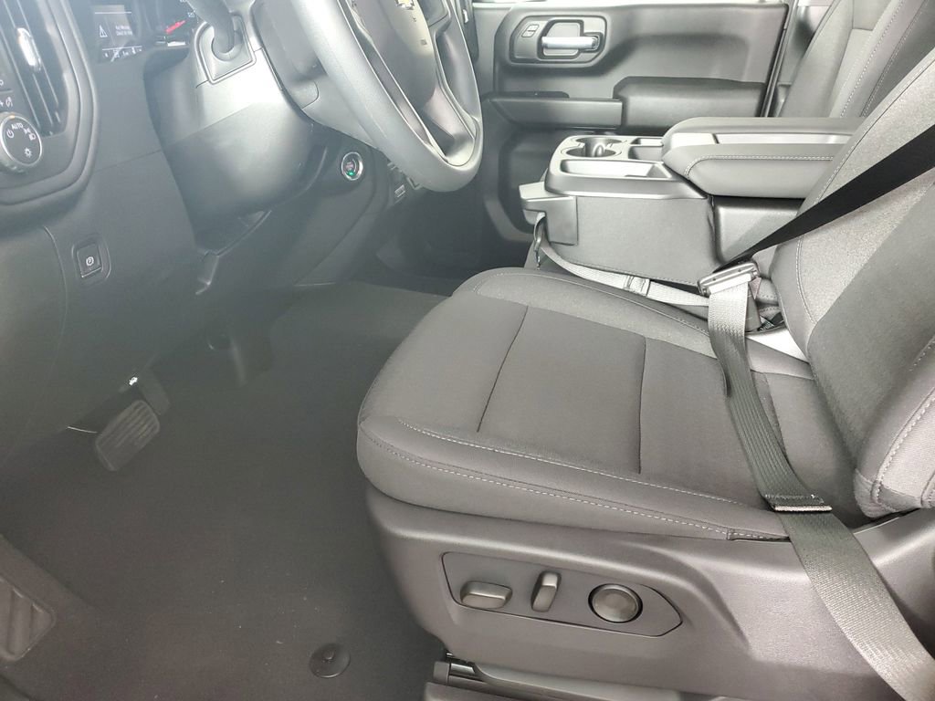 New 2026 Chevrolet Silverado 2500 Custom w/ Custom Value Package image 11