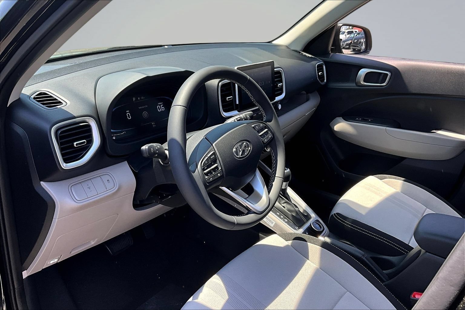 New 2026 Hyundai Venue SEL FWD image 9