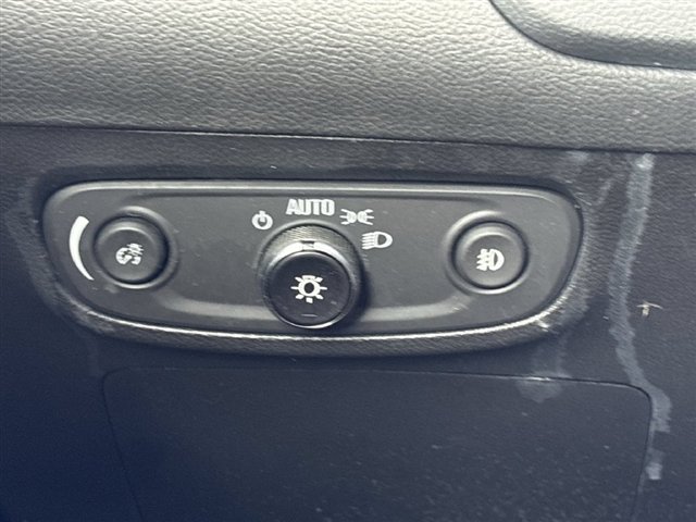 Certified 2023 Buick Encore GX Select AWD/4WD image 17