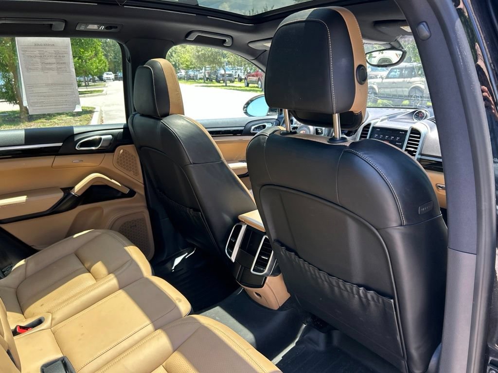 Used 2017 Porsche Cayenne S AWD/4WD image 47