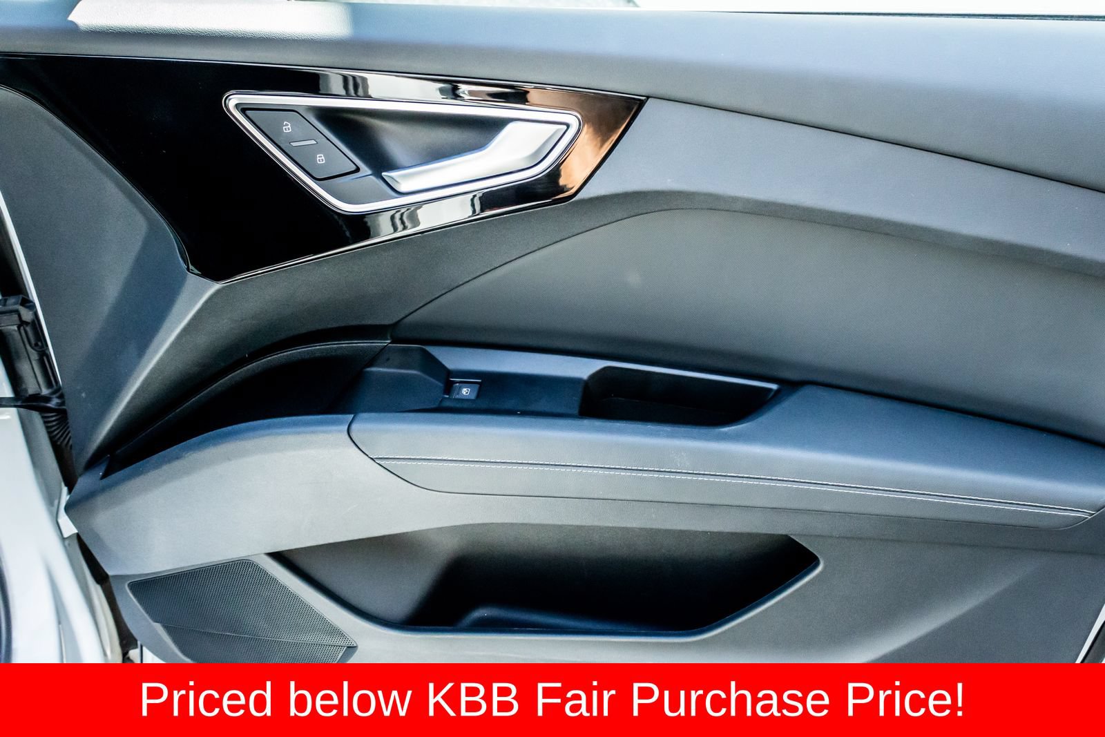 Used 2022 Audi Q4 e-tron Premium Plus AWD/4WD image 25