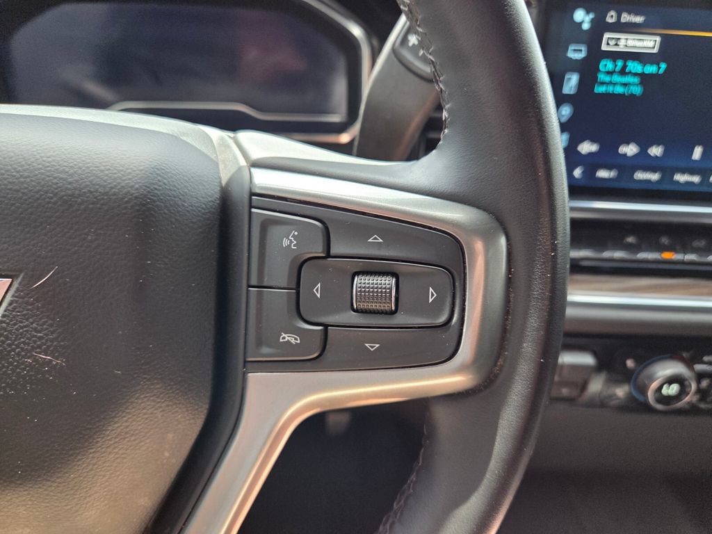 Used 2024 Chevrolet Silverado 1500 LT AWD/4WD image 32