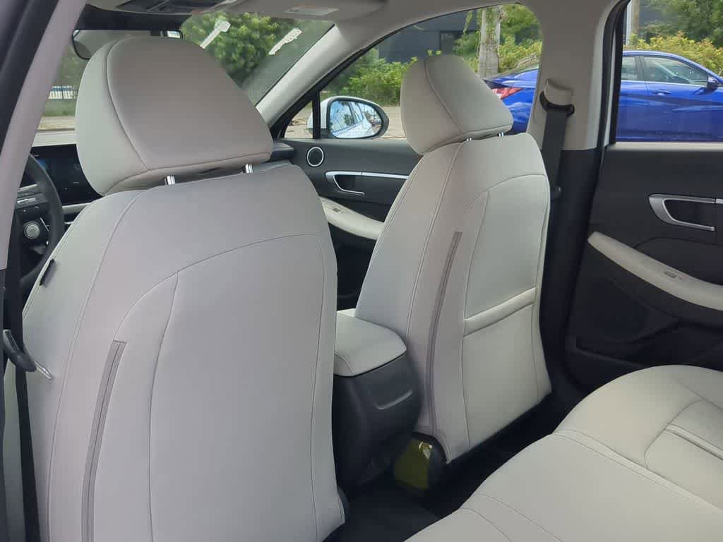 New 2026 Hyundai Sonata SE FWD image 19