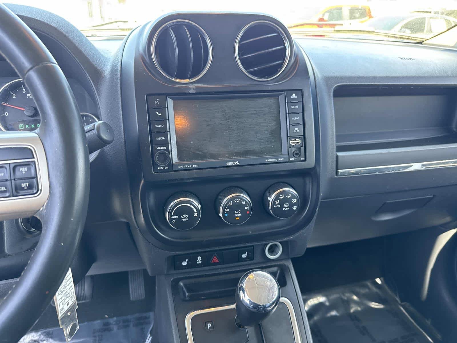 Used 2011 Jeep Patriot Latitude FWD image 37
