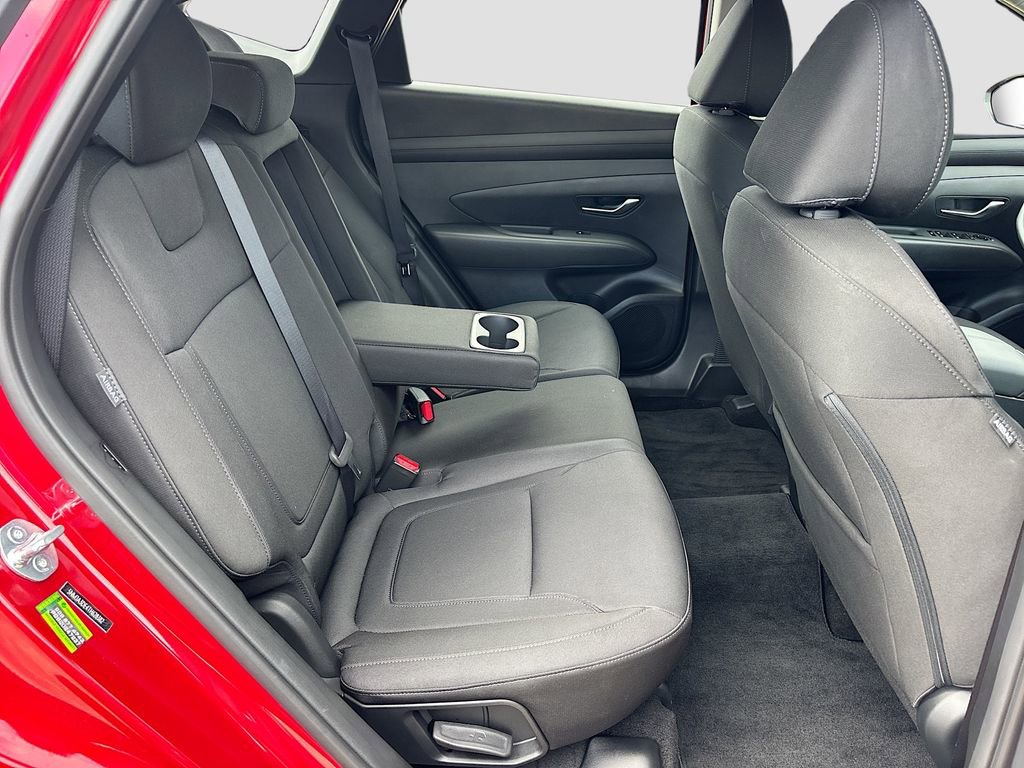 Certified 2026 Hyundai Tucson SE image 25