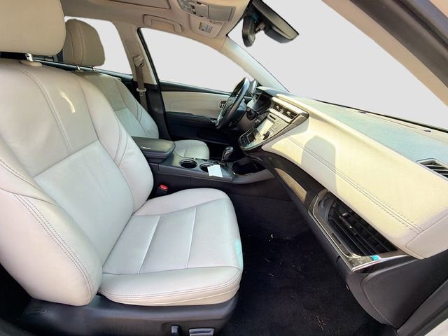 Used 2018 Toyota Avalon XLE Plus FWD image 13