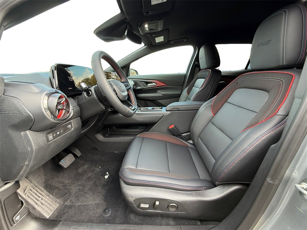 New 2026 Chevrolet Equinox EV RS image 9