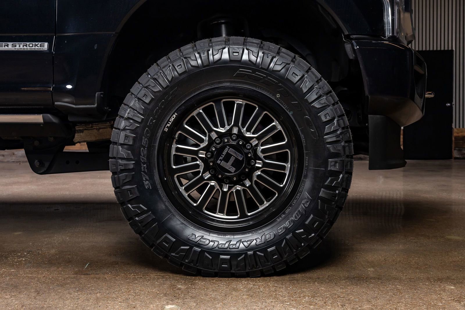 Used 2021 Ford F350 Platinum image 11