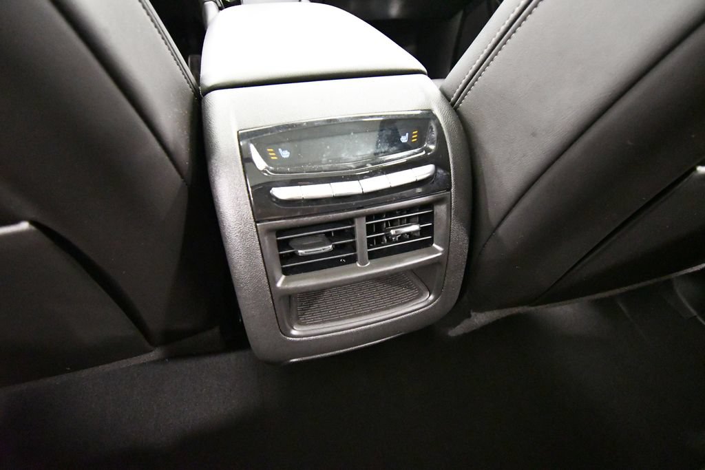 Used 2022 Cadillac XT5 Sportv AWD/4WD image 17