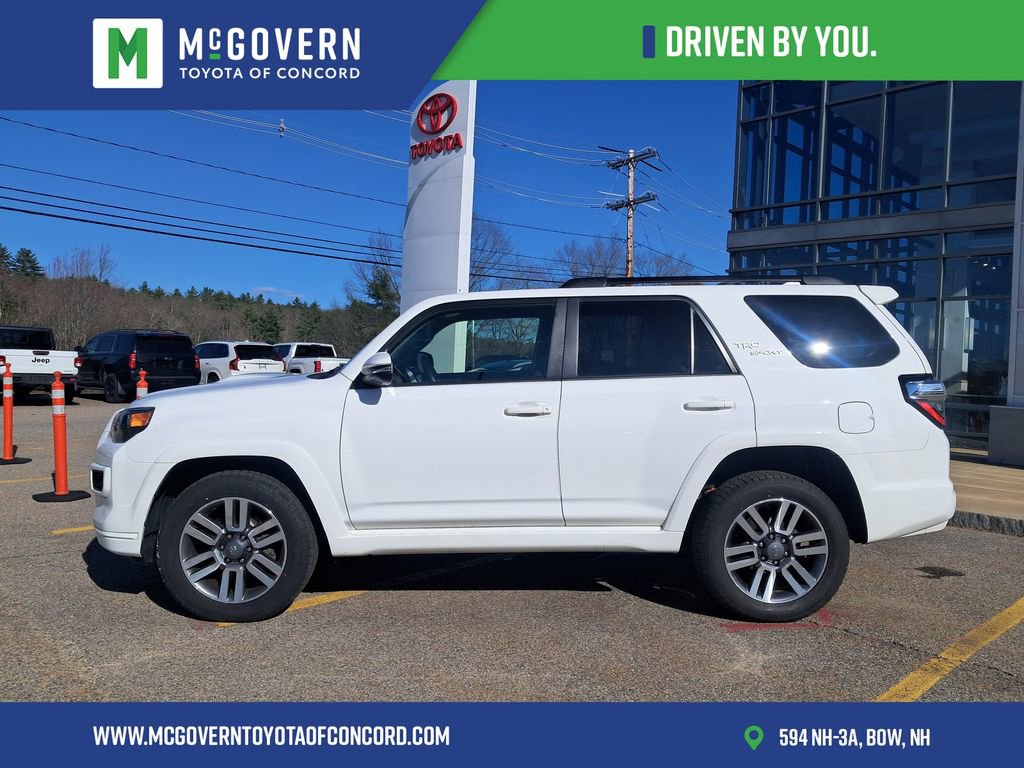 Used 2022 Toyota 4Runner TRD Sport w/ Technology Package AWD/4WD image 2