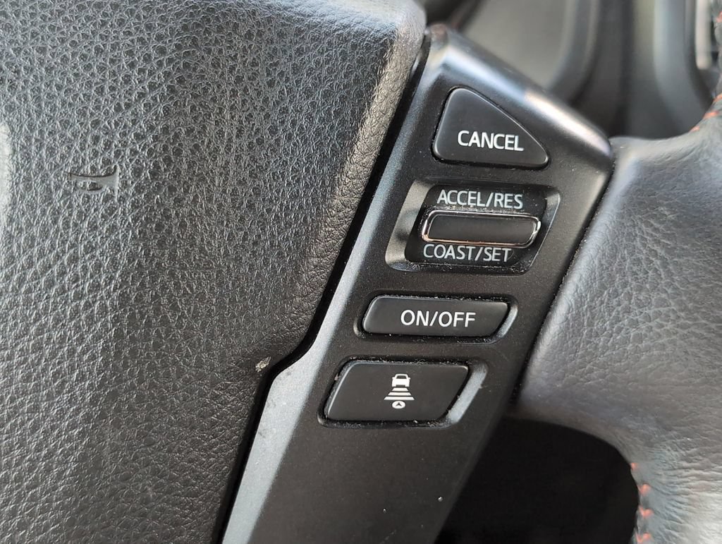 Used 2021 Nissan Titan PRO-4X w/ Pro-4x Convenience Package AWD/4WD image 23