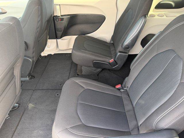 Used 2023 Chrysler Voyager LX FWD image 13
