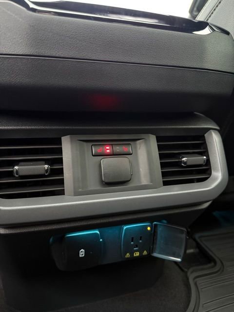 Used 2025 Ford F150 Lariat w/ Equipment Group 502A High image 51