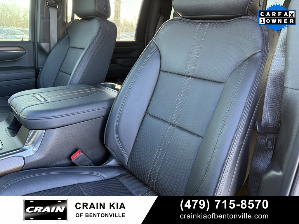 Used 2024 Chevrolet Silverado 2500 High Country w/ Midnight Edition image 24