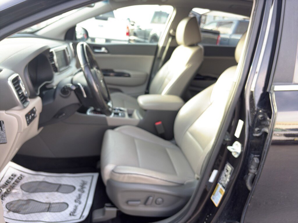 Used 2019 Kia Sportage SX image 19