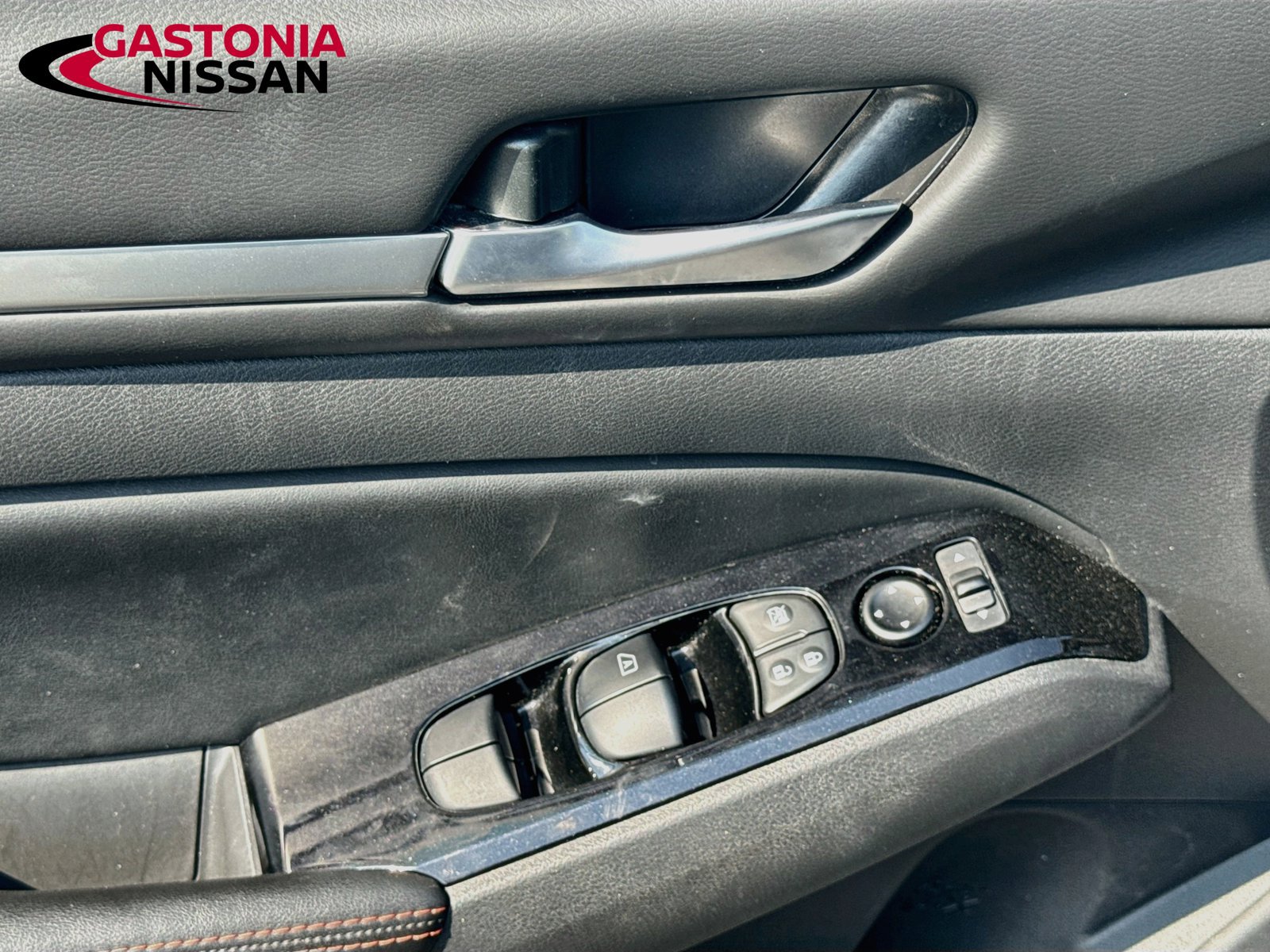 Used 2024 Nissan Altima 2.5 SR FWD image 22