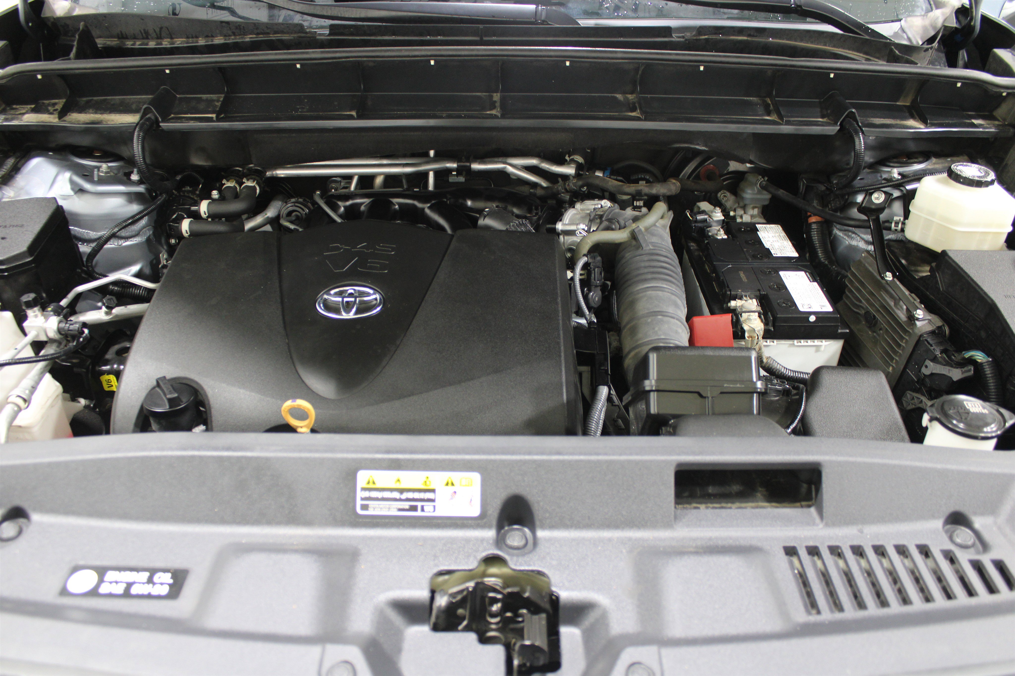 Used 2022 Toyota Highlander XLE image 40