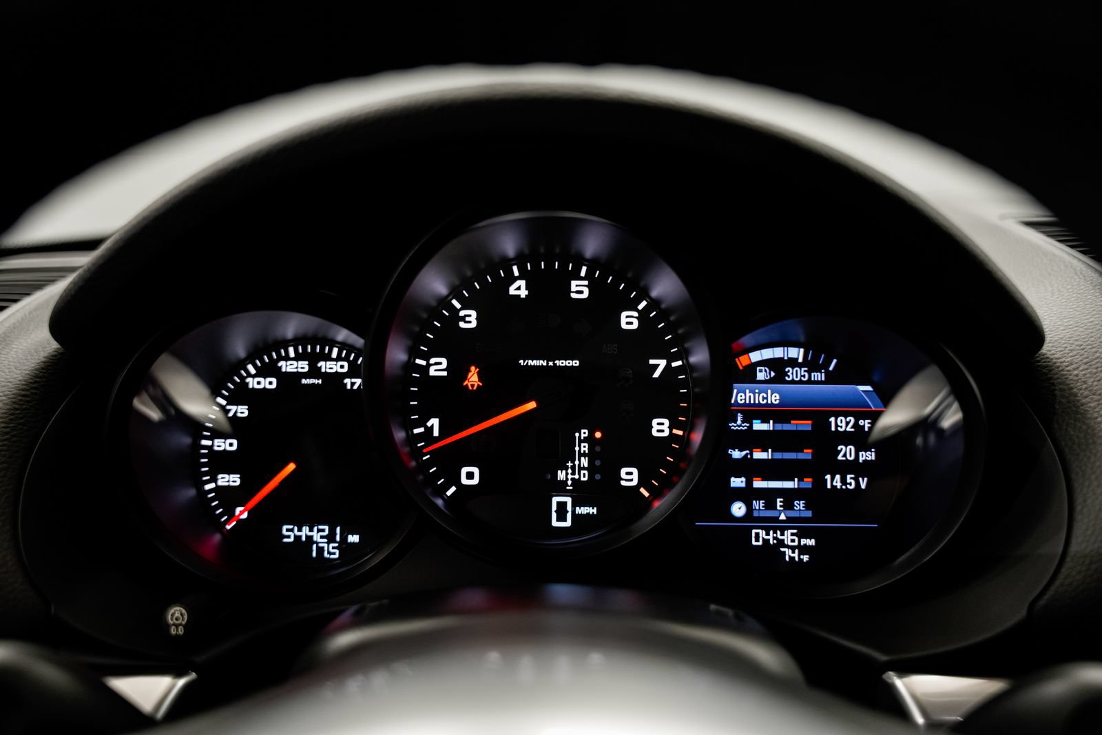 Used 2015 Porsche Cayman RWD image 11