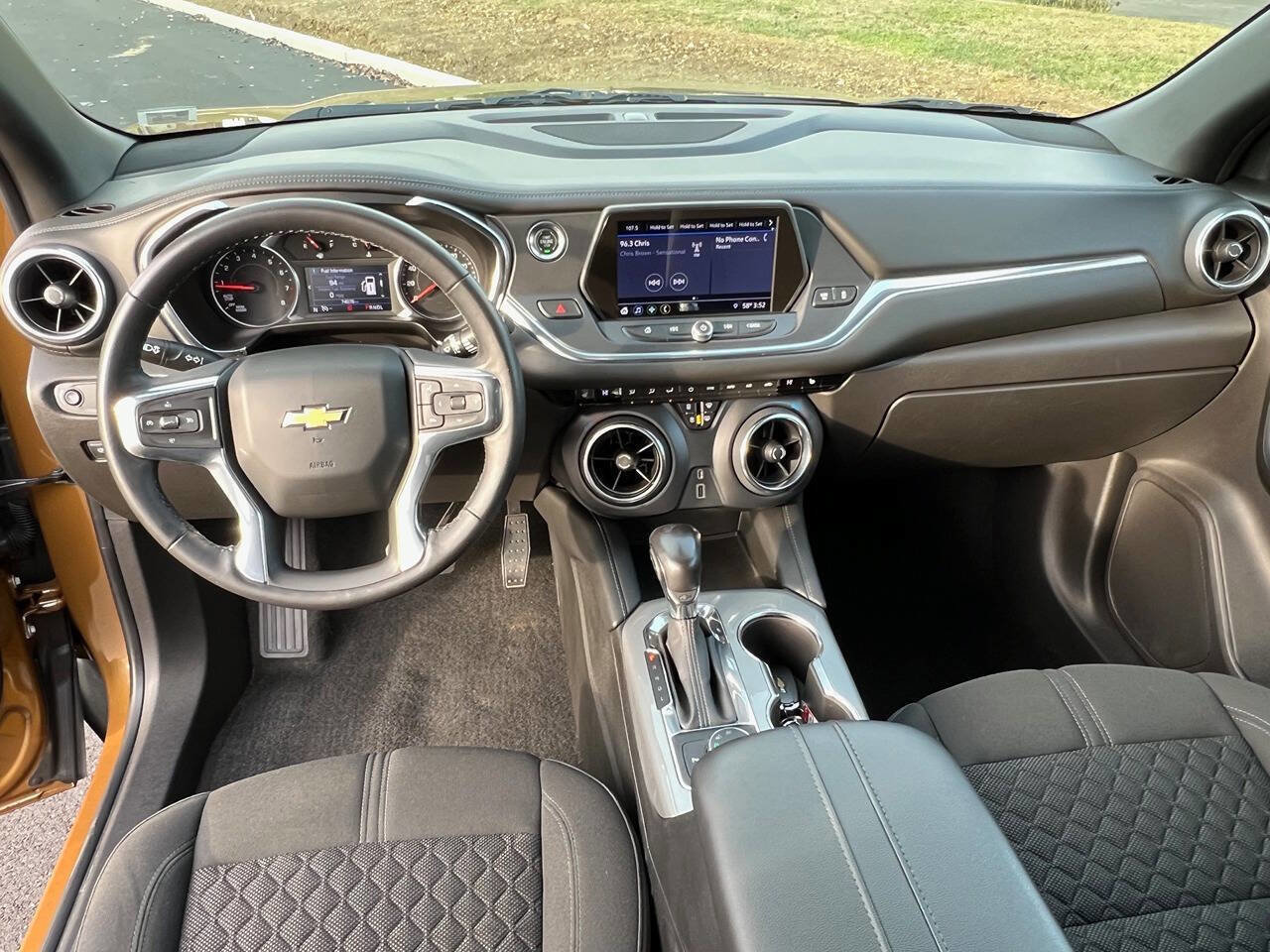 Used 2019 Chevrolet Blazer LT image 25