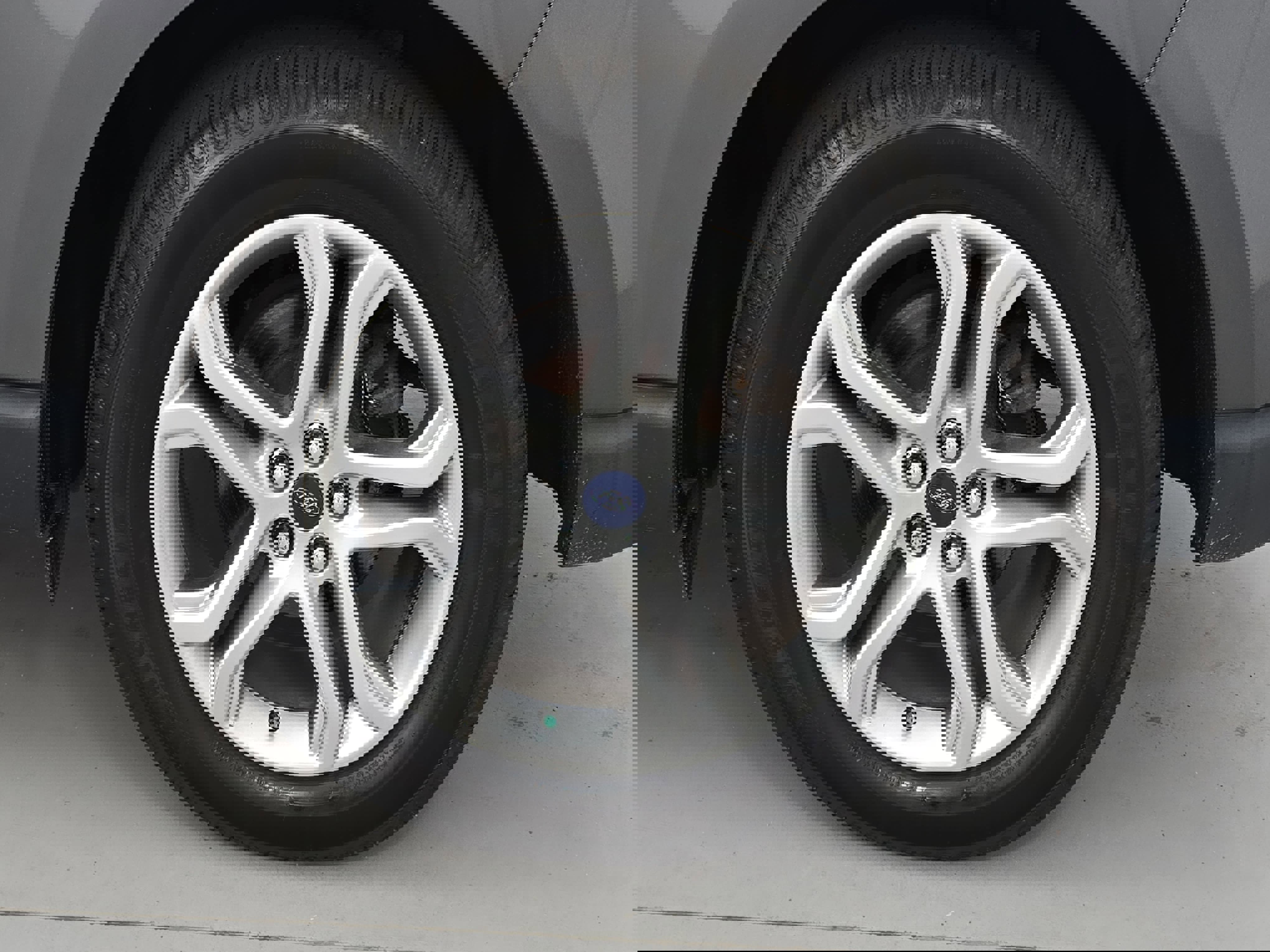 Used 2018 Ford Edge Titanium w/ Equipment Group 301A image 34