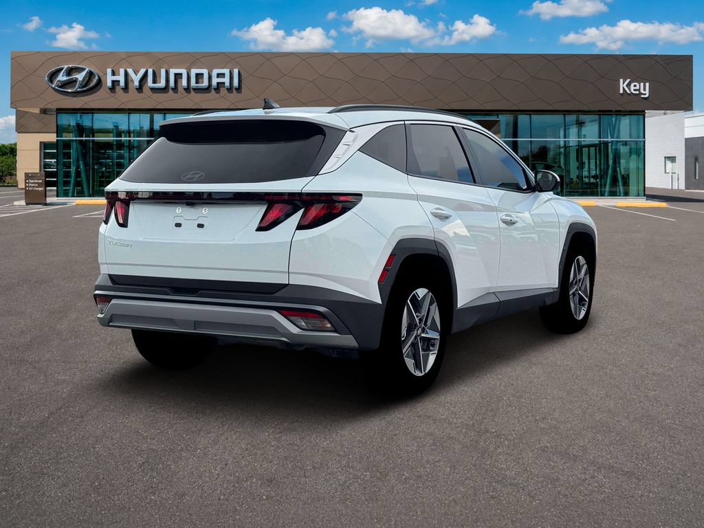 Used 2026 Hyundai Tucson SEL FWD image 6